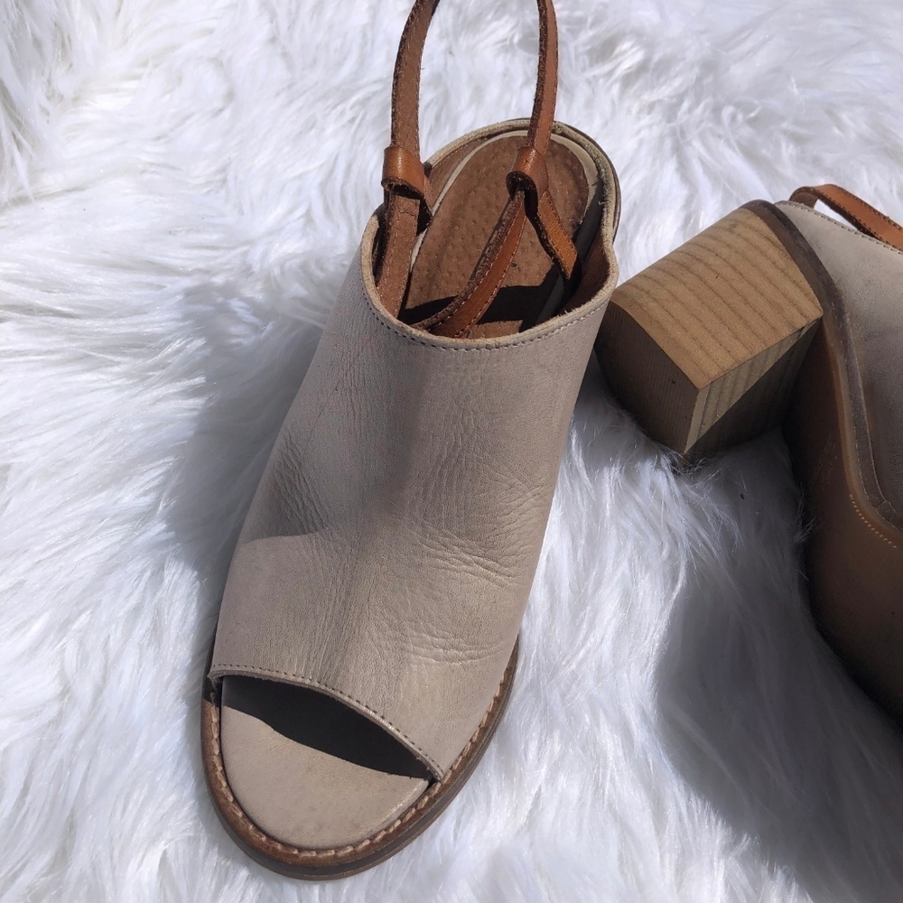 SixtySeven Peep Toe Booties Size 36 - Picture 7 of 8